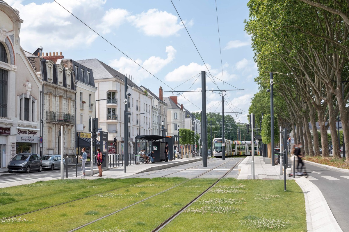 Angers LRT line B richez-associes-tram-angers-3