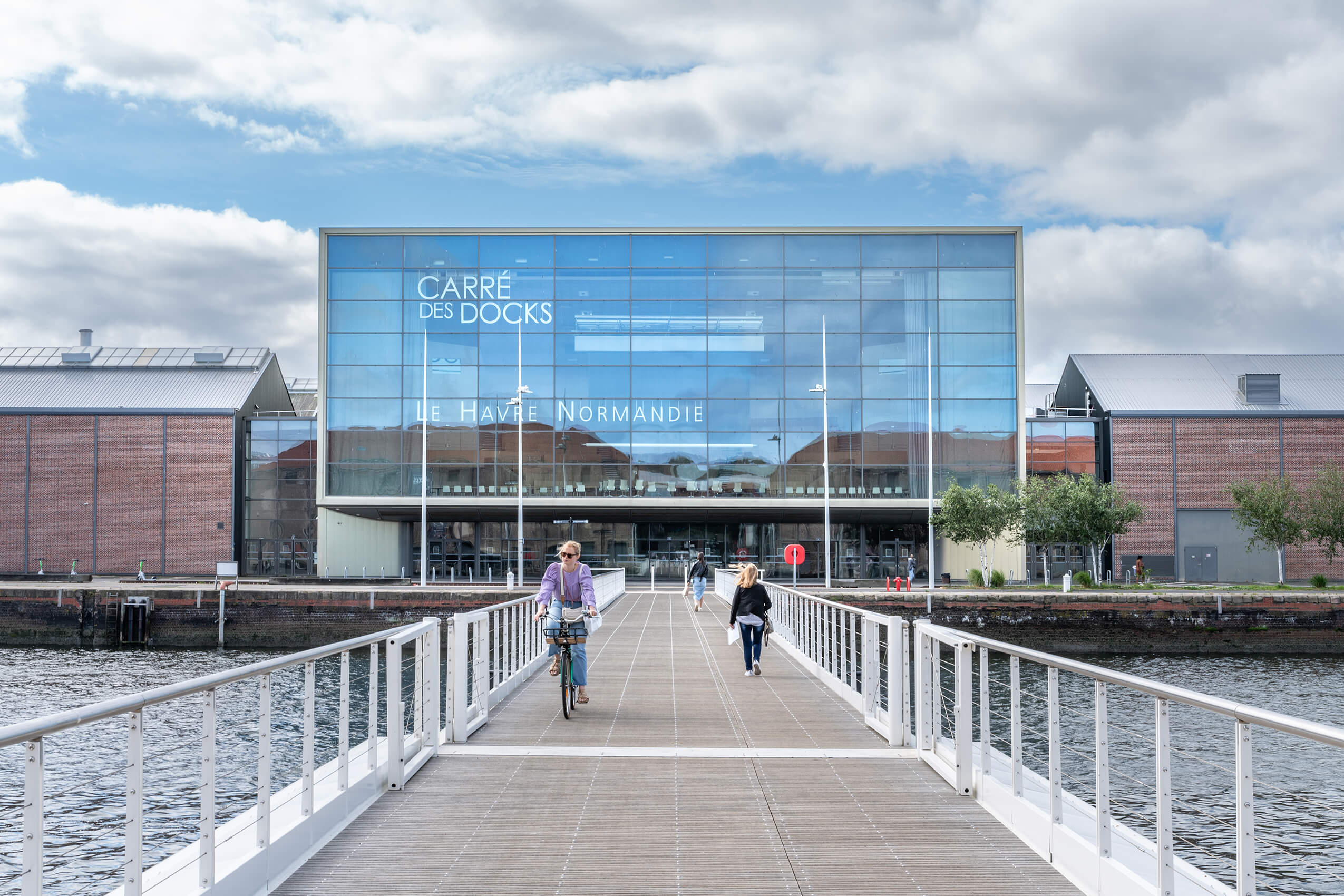 Convention and Exhibition Centre dsc9951