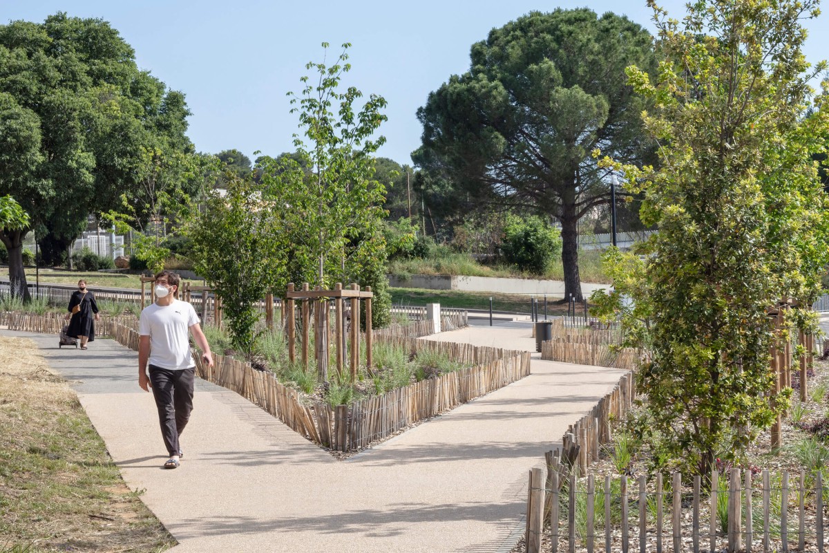 Le Tram’Bus T2 Diagonal richez-associes-tram-nimes-23